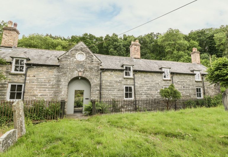 Front of Coleg-y-Groes