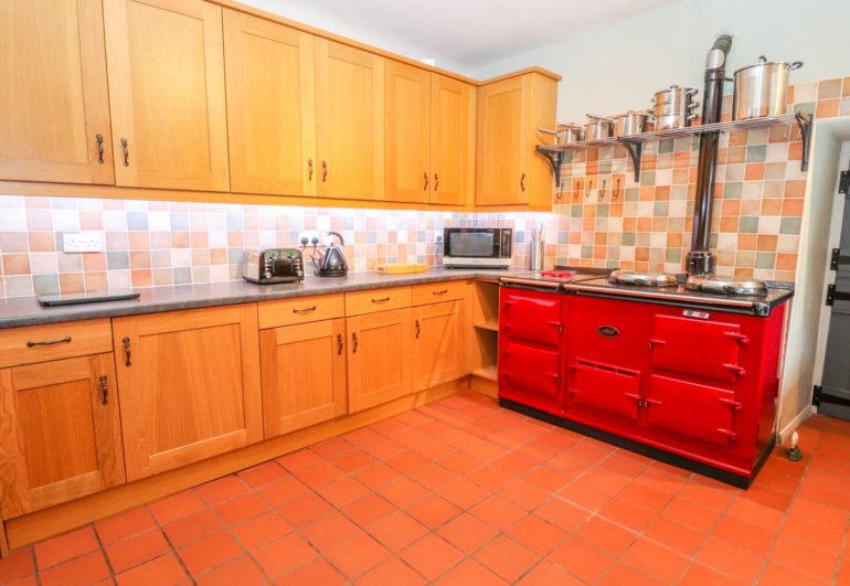 Eyton kitchen with Aga