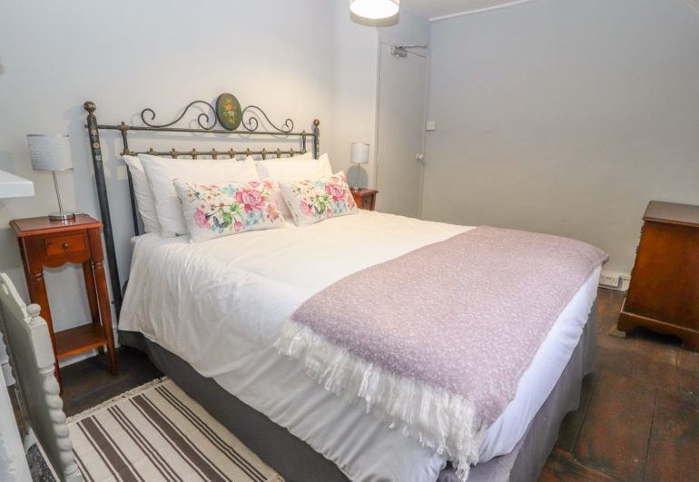 Second bedroom with king size bed